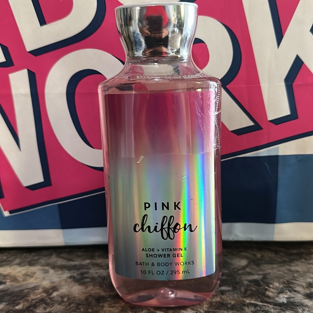 Bath & Body Works pink chiffon - Picture 2 of 3